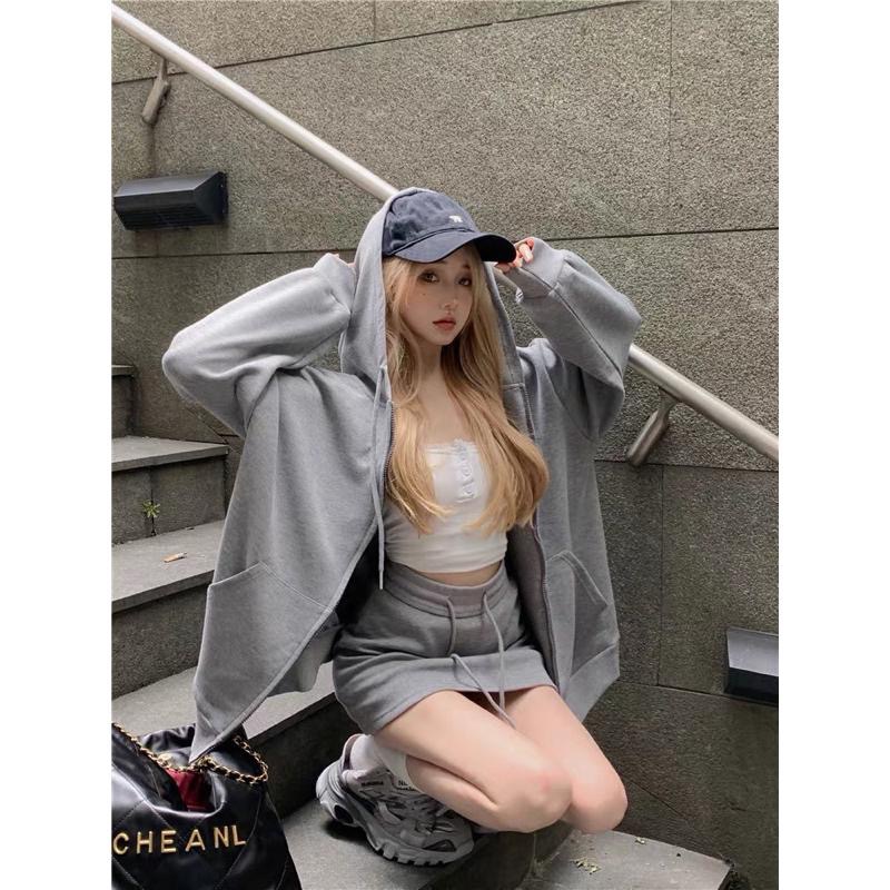 𝑯𝒊𝒅𝒅𝒆𝒏 𝒔𝒕𝒐𝒓𝒆｜休閒風灰色連帽薄外套+高腰包臀半身棉裙-細節圖5