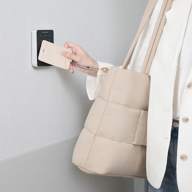 [ekax] 雲朵Soft 托特筆電包 托特包 筆電包 手提包 斜背包 內層絨毛 肩背包 外出包 公事包-細節圖9