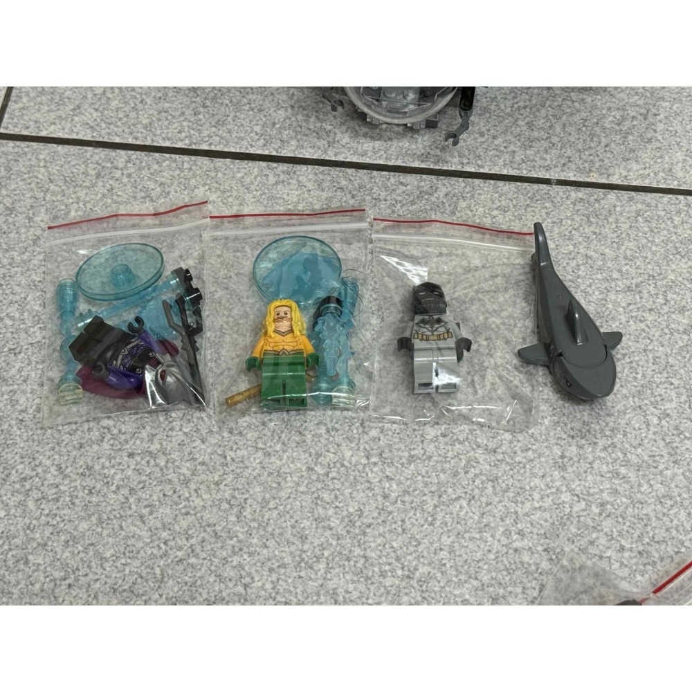樂高 76116 Batman Batsub 蝙蝠俠 水行俠 海洋領主 二手-細節圖2