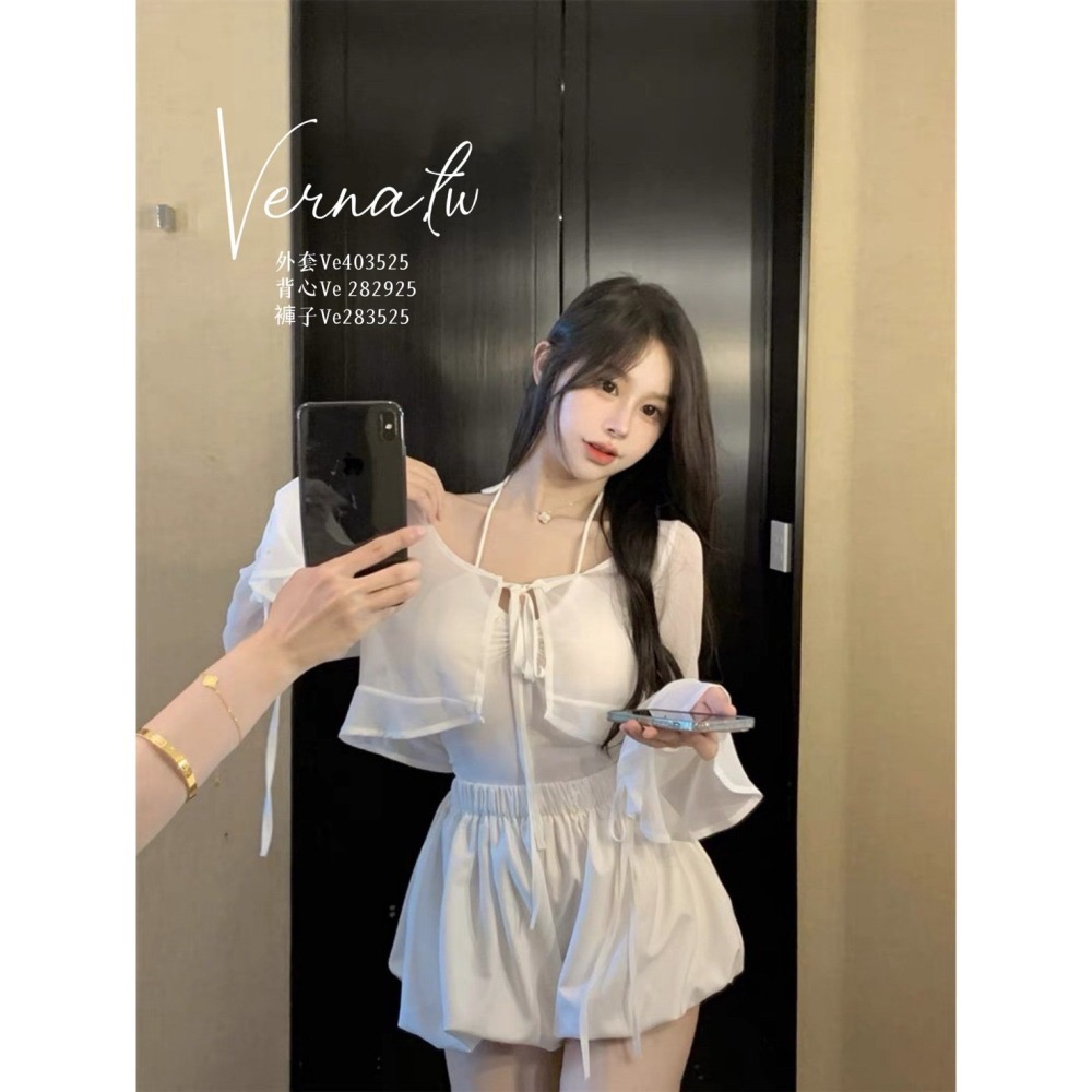 純白掛脖背心+短板外套+花苞褲-細節圖5