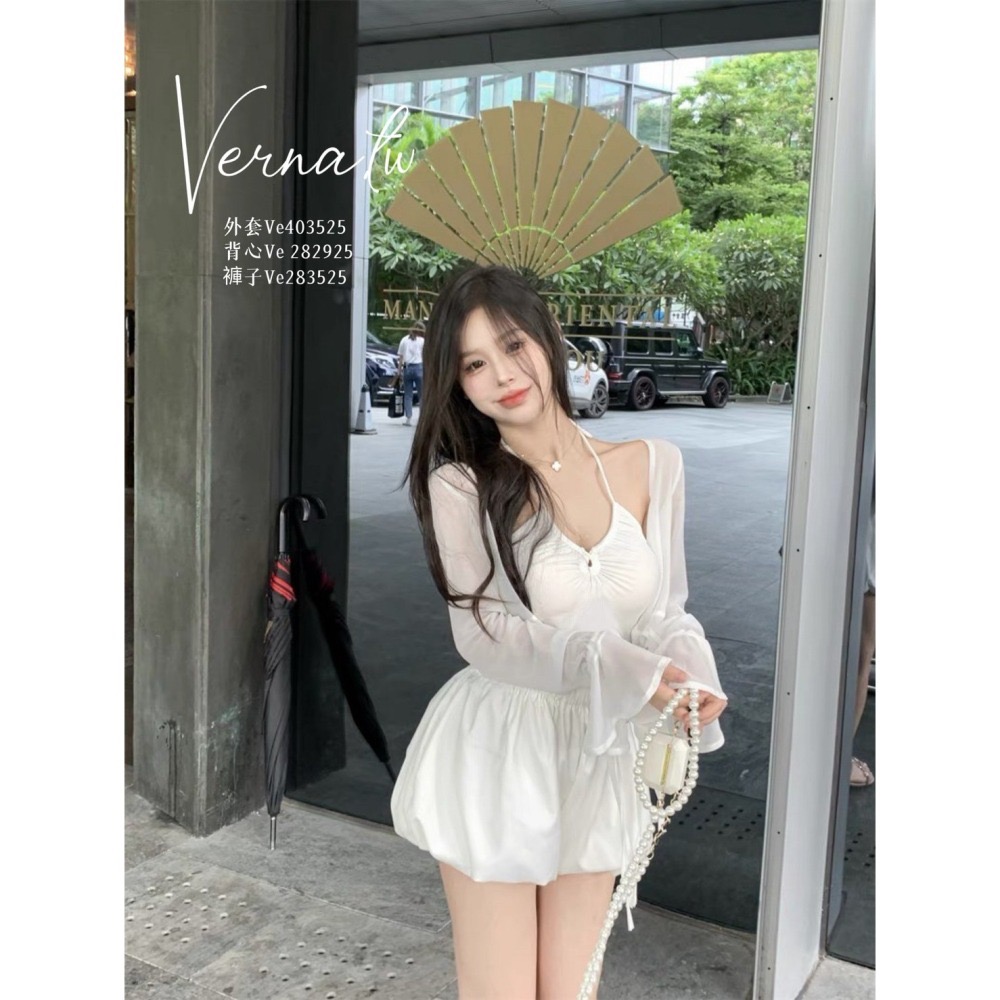 純白掛脖背心+短板外套+花苞褲-細節圖8