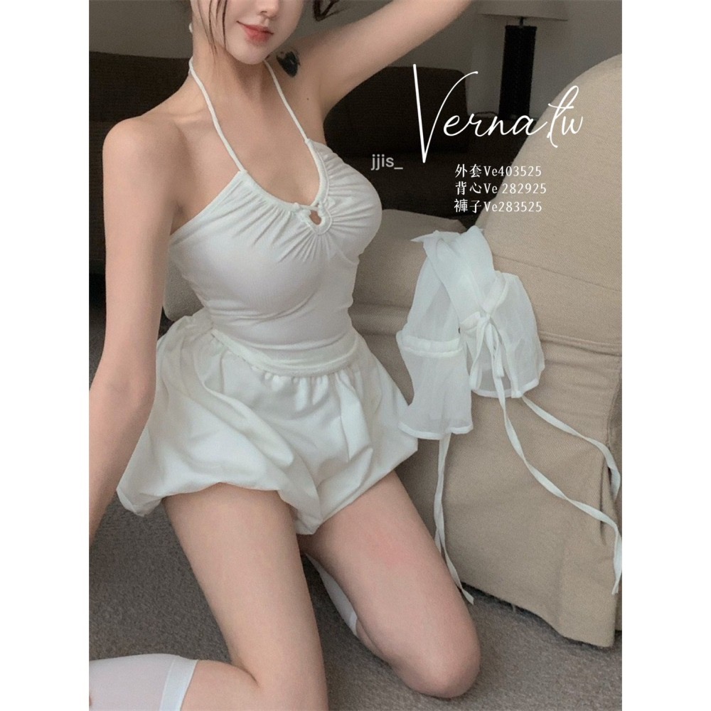 純白掛脖背心+短板外套+花苞褲-細節圖10