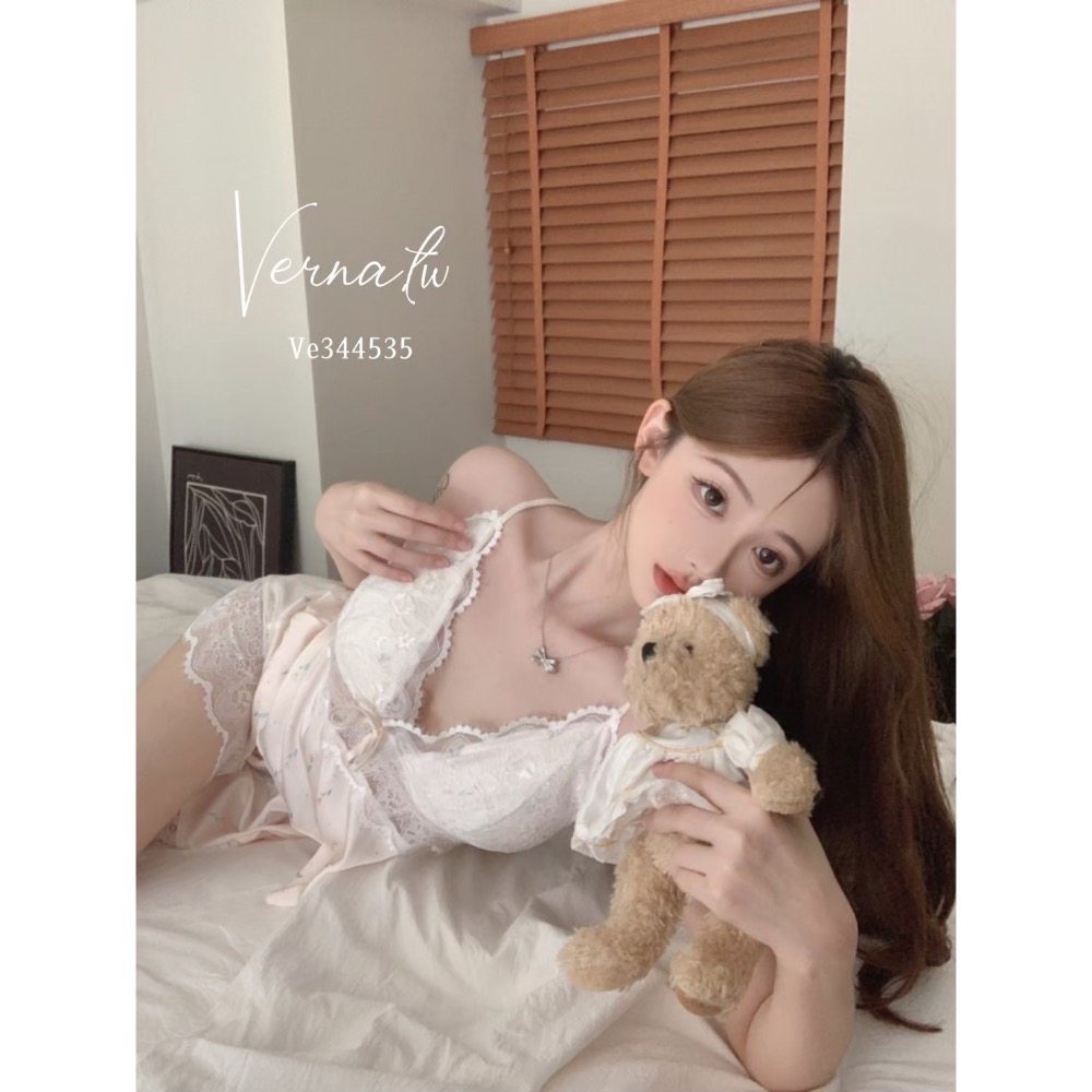 自帶胸墊‘冰絲奶黃小碎花睡衣-細節圖7