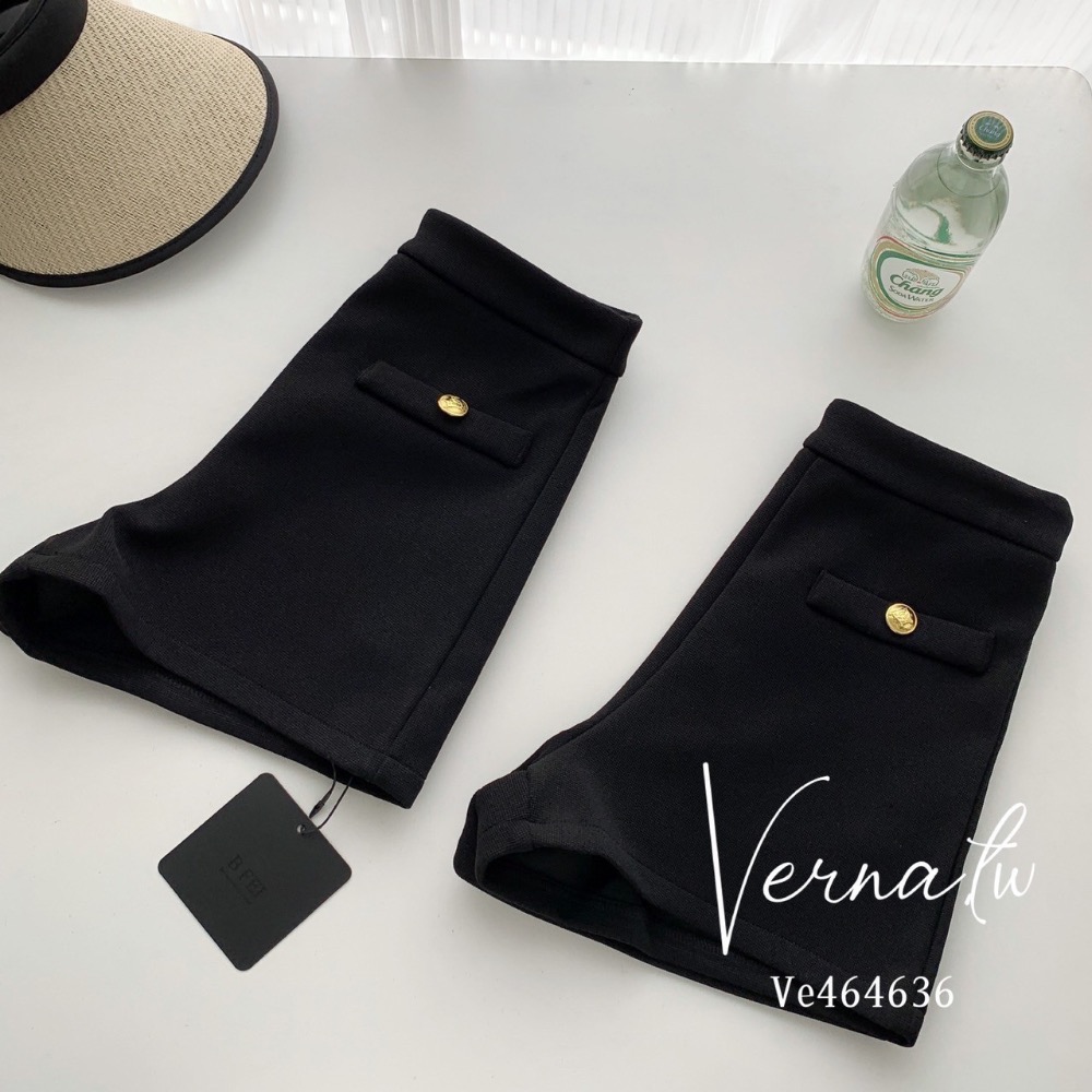 小香肌理感短褲-細節圖9