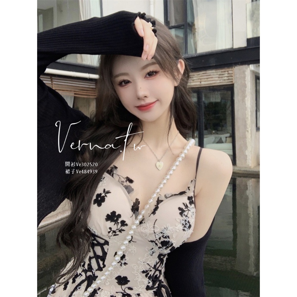 復古赫本小碎花吊帶裙+開衫外套-細節圖7