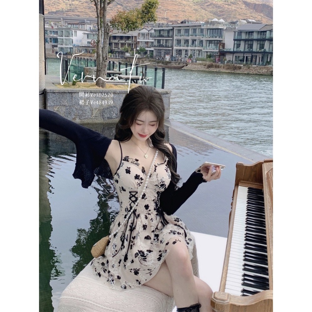 復古赫本小碎花吊帶裙+開衫外套-細節圖8