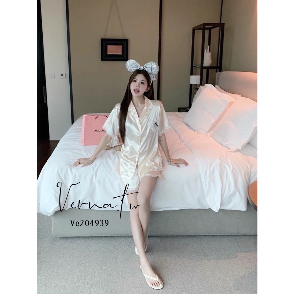 居家甜美‘ 粉色冰絲睡衣套裝-細節圖6