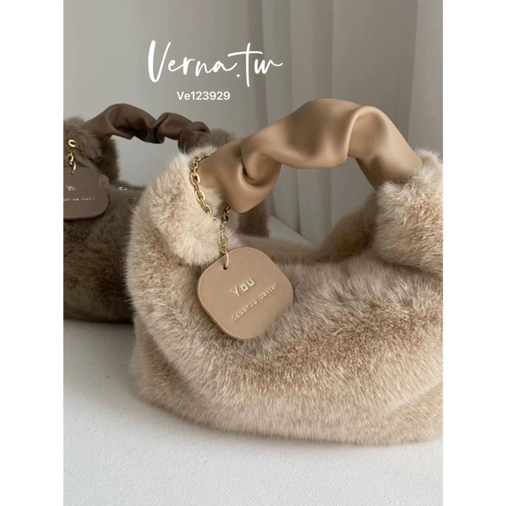 雲朵☁️絨毛吊牌皮革包包-細節圖4