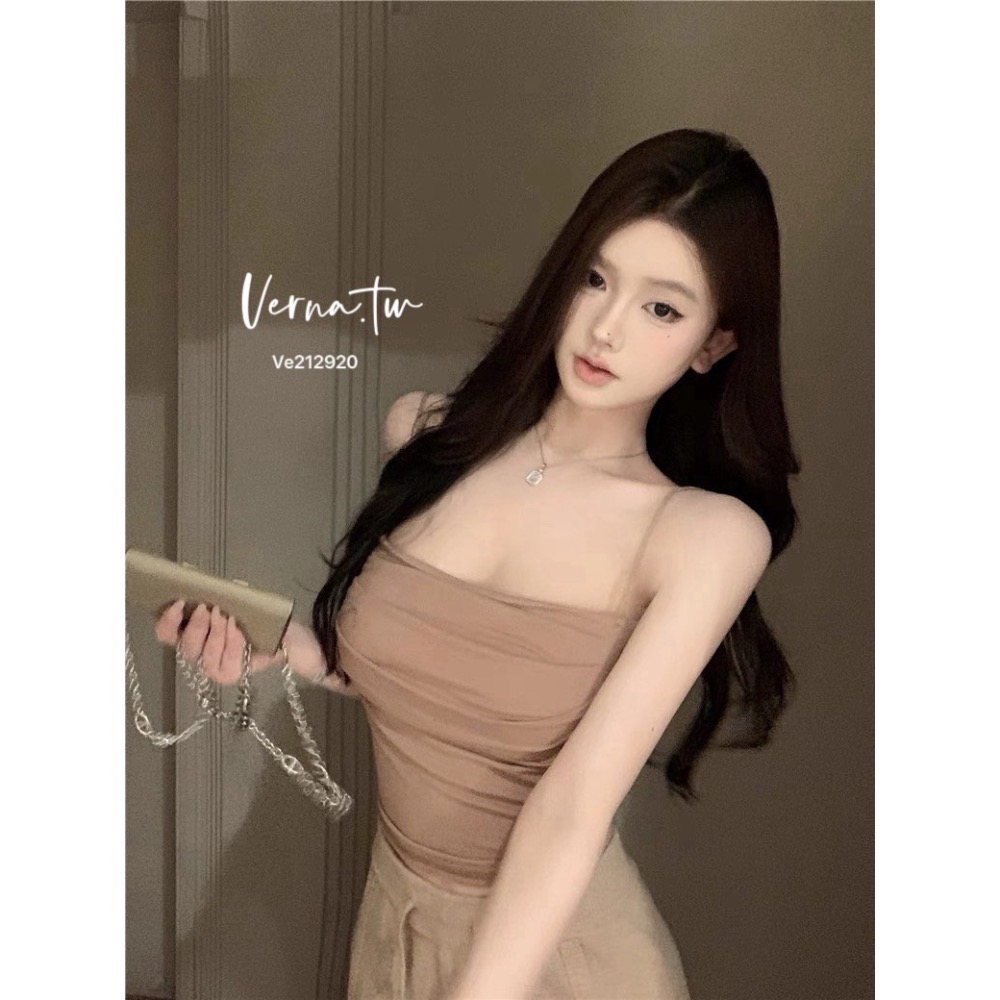 現貨｜5色x自帶胸墊皺摺修身吊帶背心-細節圖5