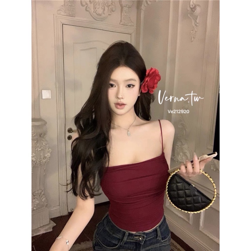 現貨｜5色x自帶胸墊皺摺修身吊帶背心-細節圖7