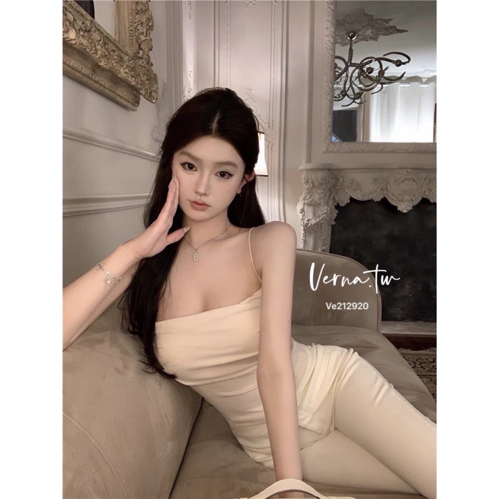 現貨｜5色x自帶胸墊皺摺修身吊帶背心-細節圖8