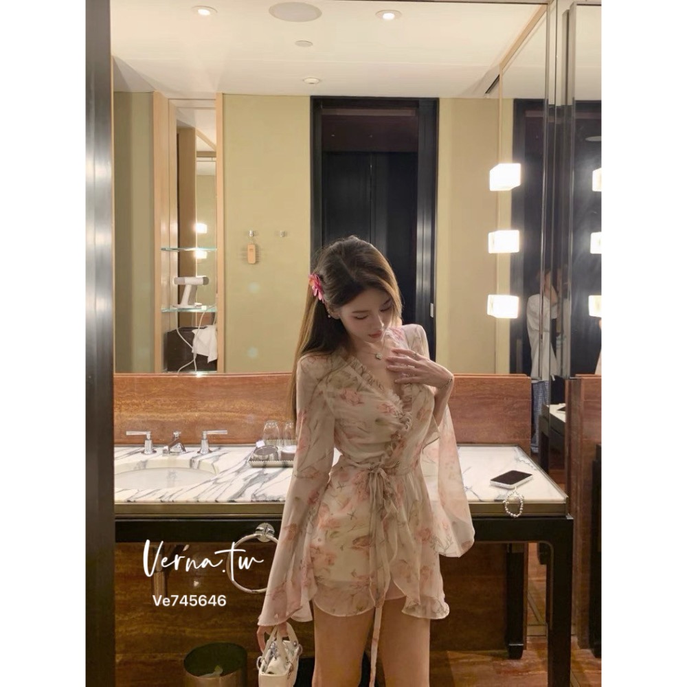 夏日甜美‘喇叭袖雪紡碎花連身裙-細節圖5