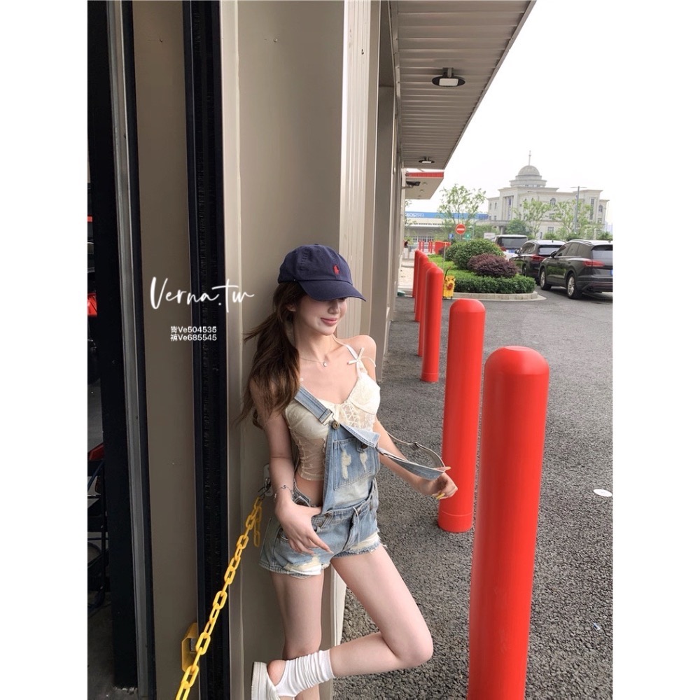 人間小可愛🫧 高訂蕾絲背心x牛仔吊帶褲-細節圖4