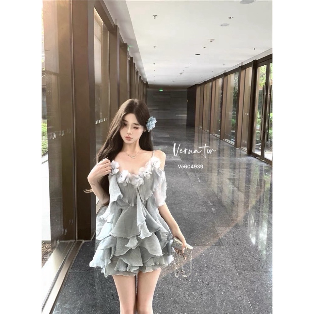 仙女氣場  層次花朵藍飄逸吊帶連身裙-細節圖2