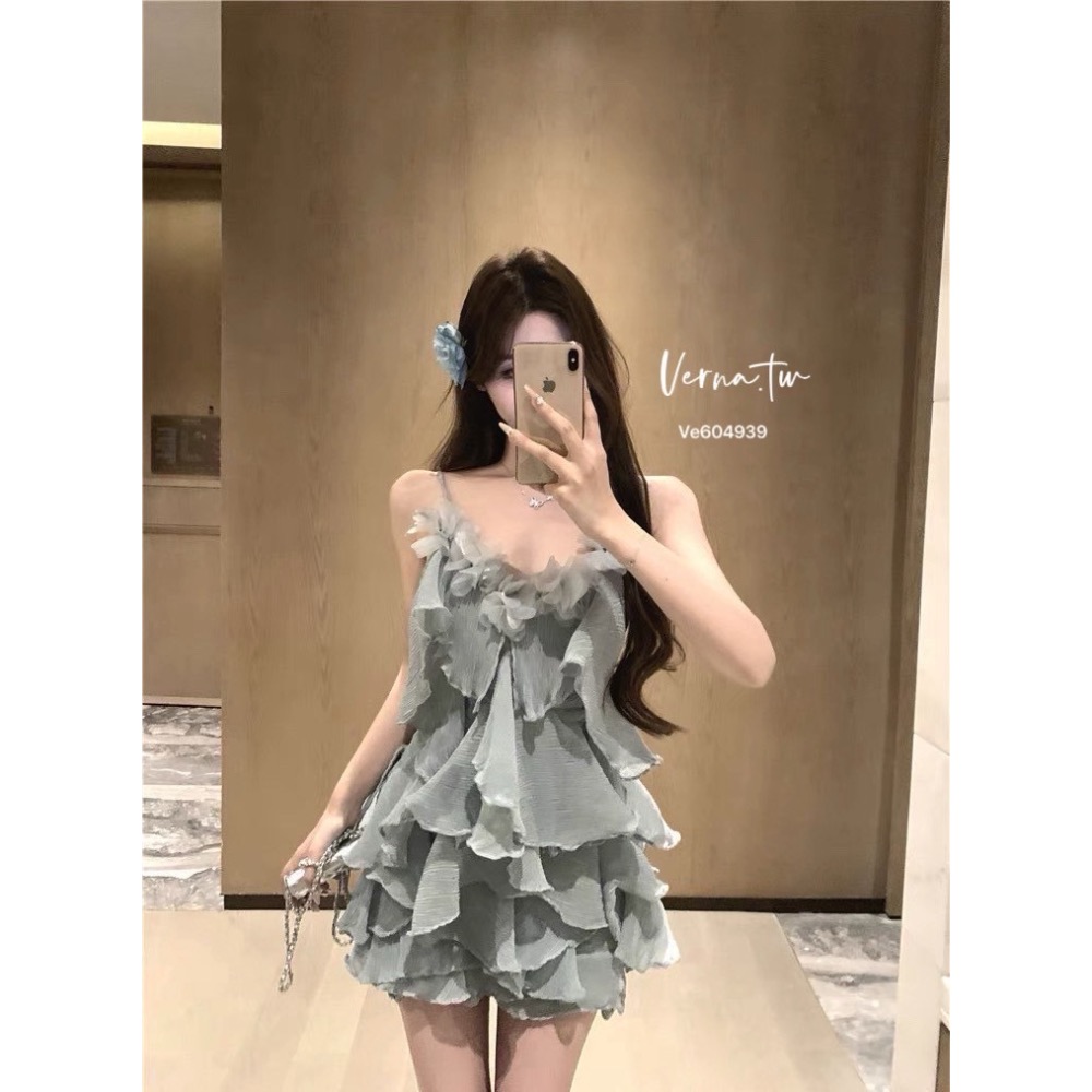 仙女氣場  層次花朵藍飄逸吊帶連身裙-細節圖10