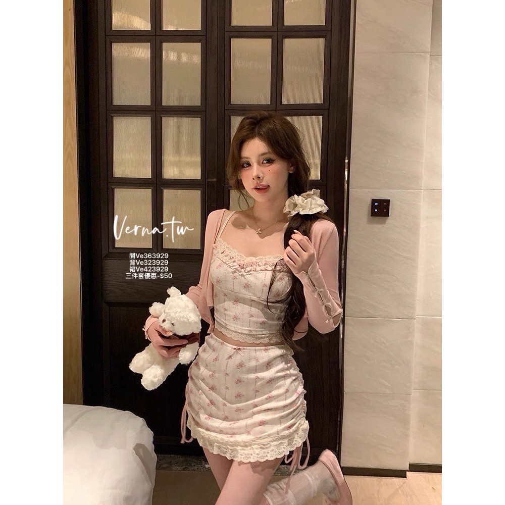 三件式套裝 玫瑰粉碎花蕾絲背心x短裙x開衫-細節圖6