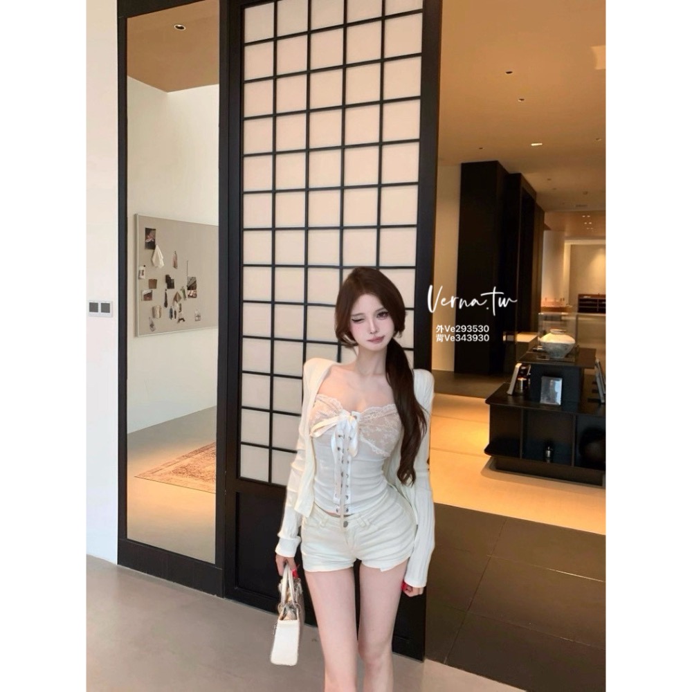 白月光套裝 蕾絲綁帶吊帶背心x小外套-細節圖3