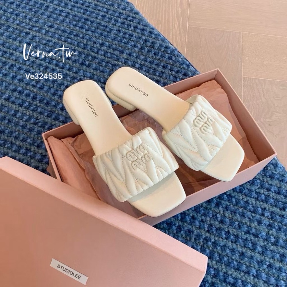 馬卡龍字母皮革拖鞋-細節圖8