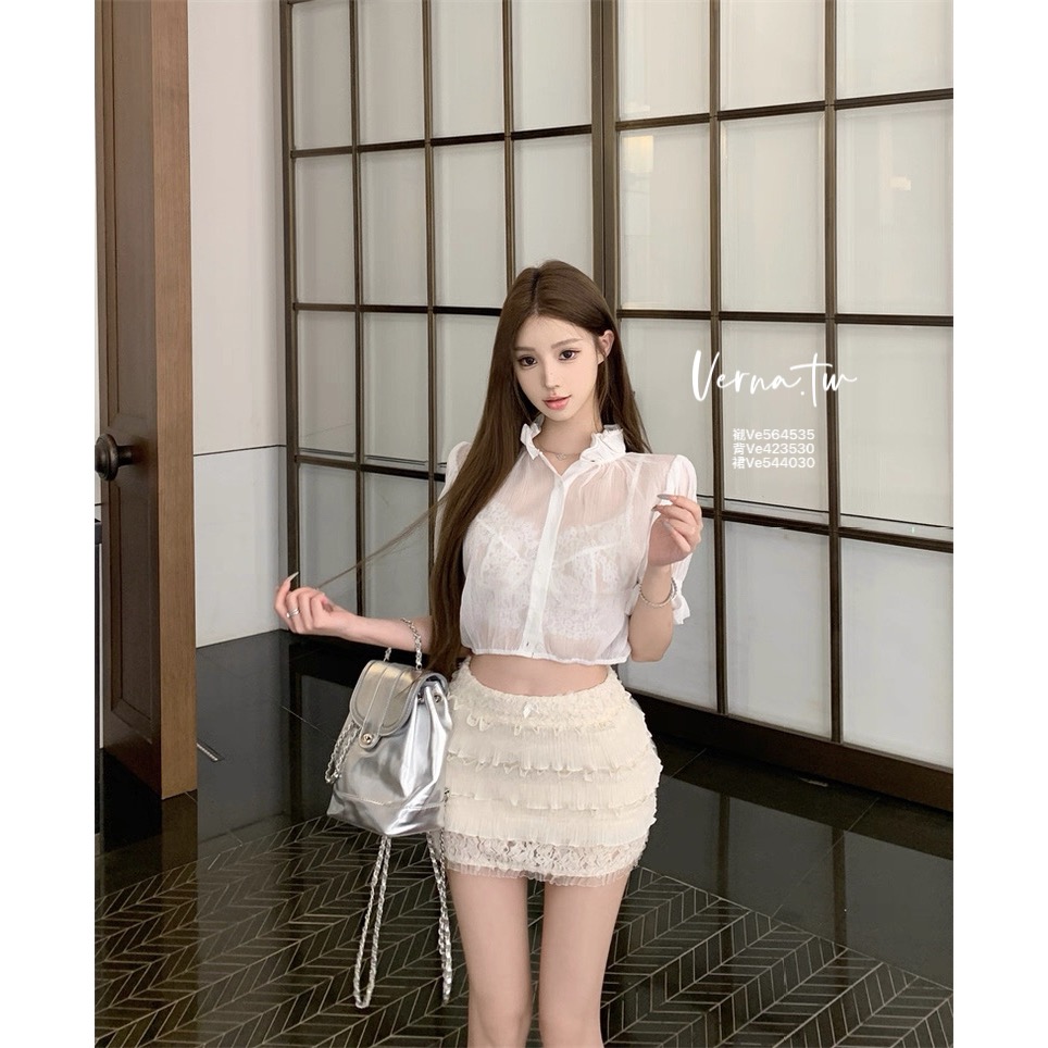 純白無暇透膚襯衫x蕾絲小背心x短裙 三件式套裝-細節圖6