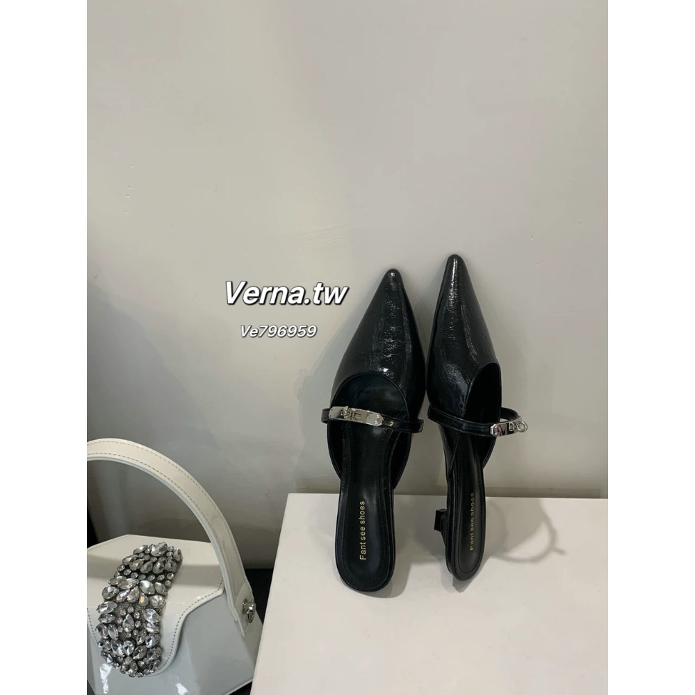 尖頭鎖戀細帶跟鞋-細節圖5