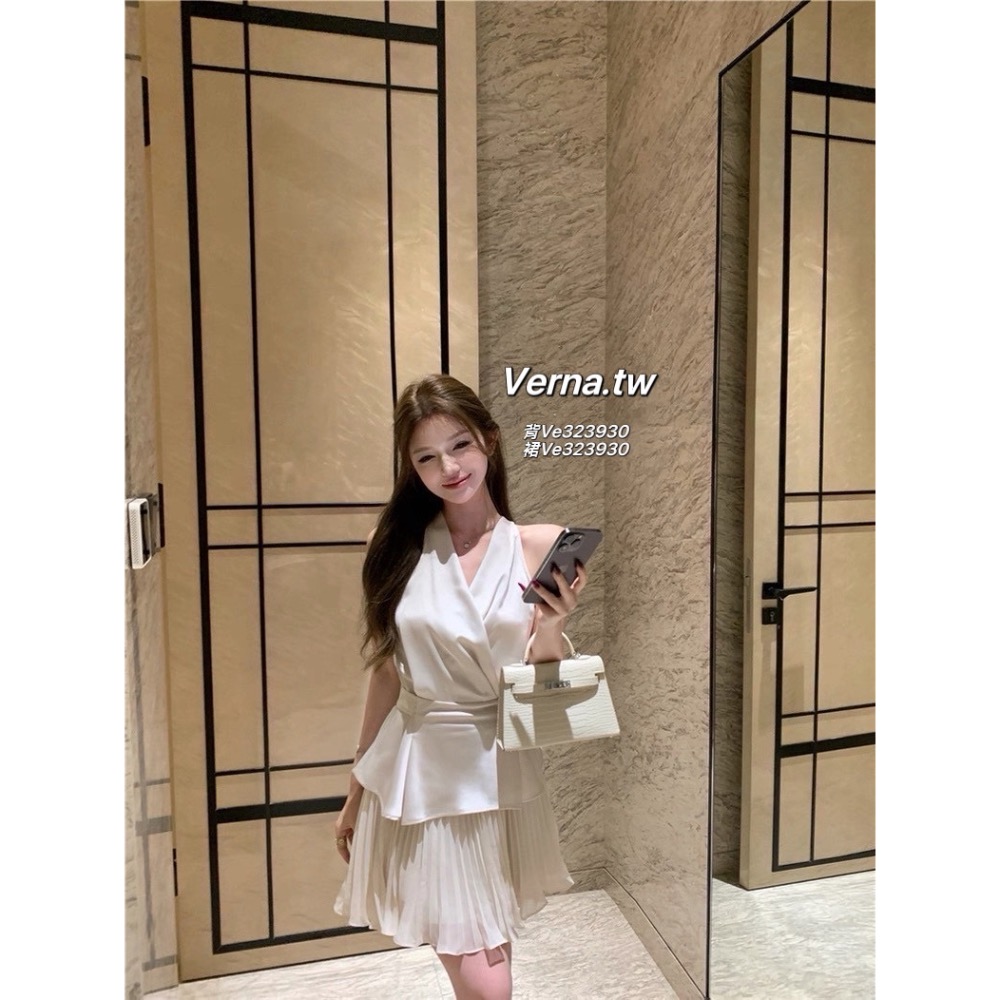 月下序曲緞面綁帶背心x雪紡百褶裙-細節圖5