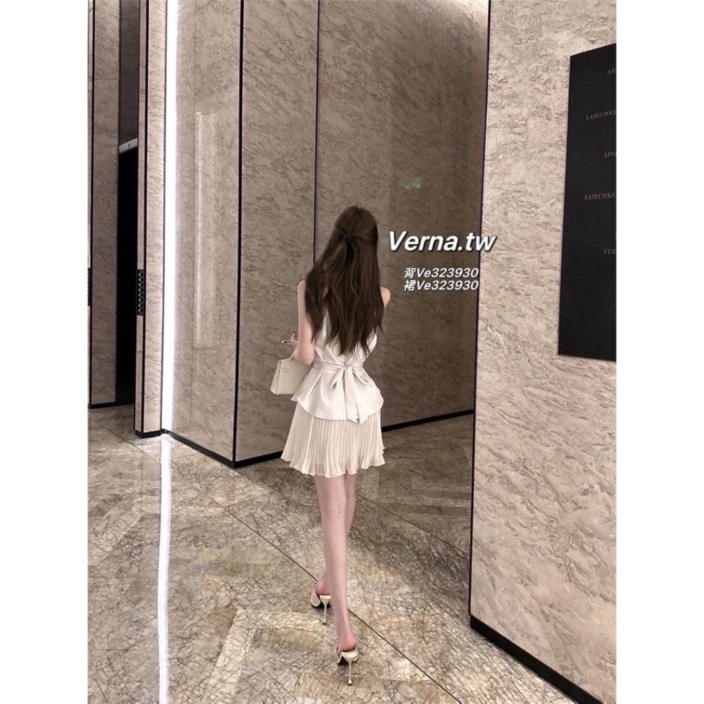 月下序曲緞面綁帶背心x雪紡百褶裙-細節圖10