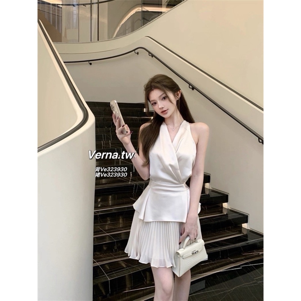 月下序曲緞面綁帶背心x雪紡百褶裙-細節圖11