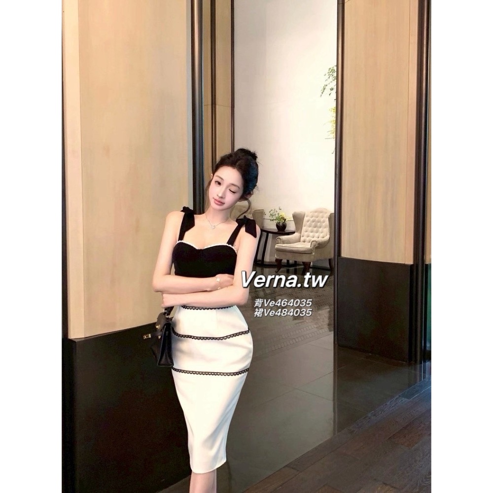 赫本風蝴蝶結系帶背心x蕾絲花拼接短裙-細節圖3