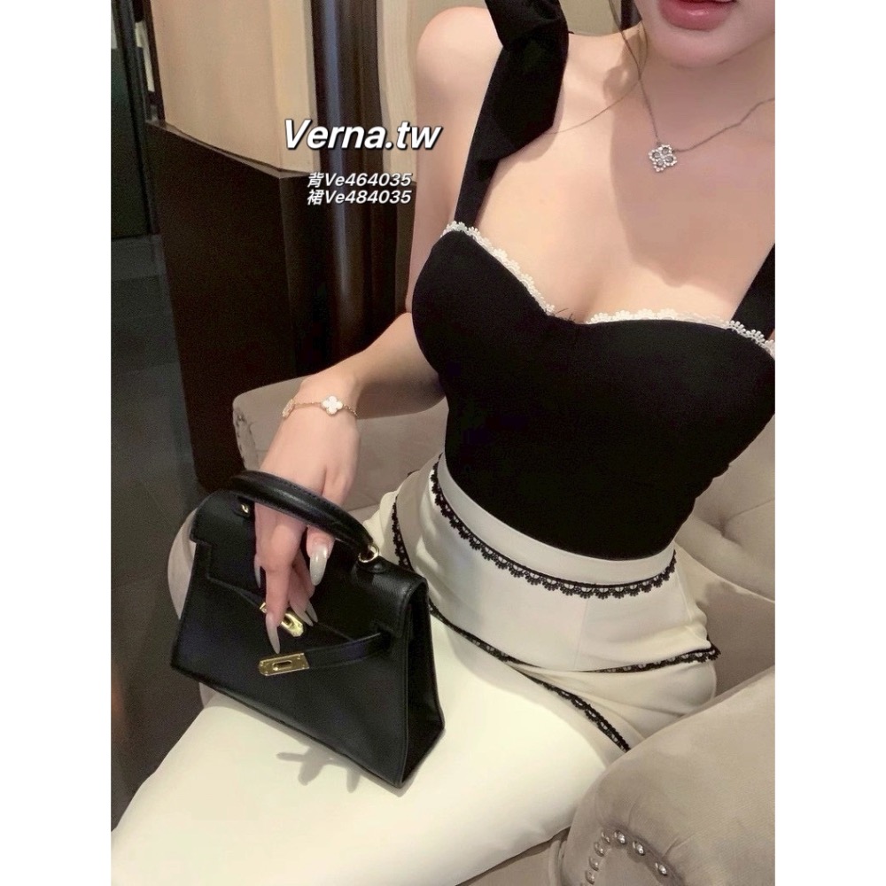 赫本風蝴蝶結系帶背心x蕾絲花拼接短裙-細節圖9