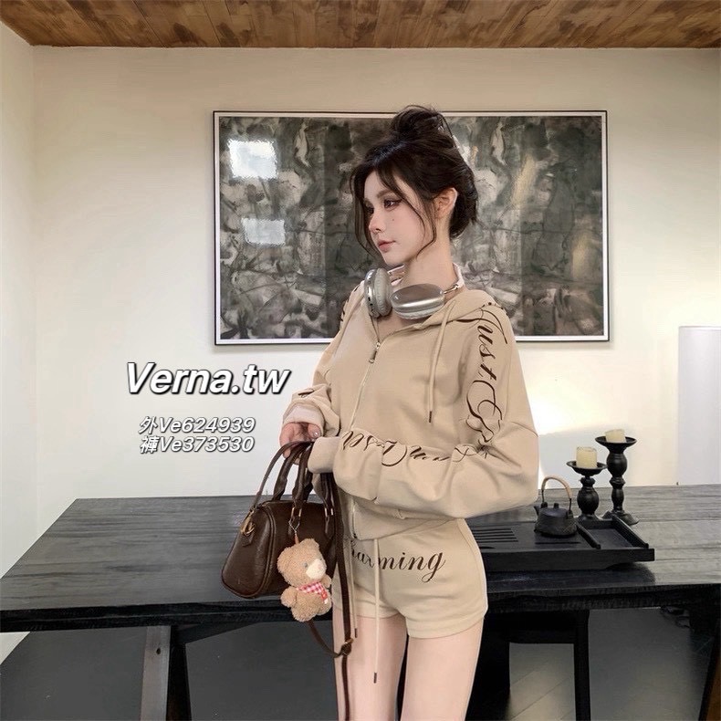 卡其色美式字母印花連帽外套x短褲套裝-細節圖5