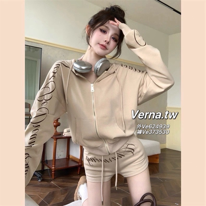 卡其色美式字母印花連帽外套x短褲套裝-細節圖8