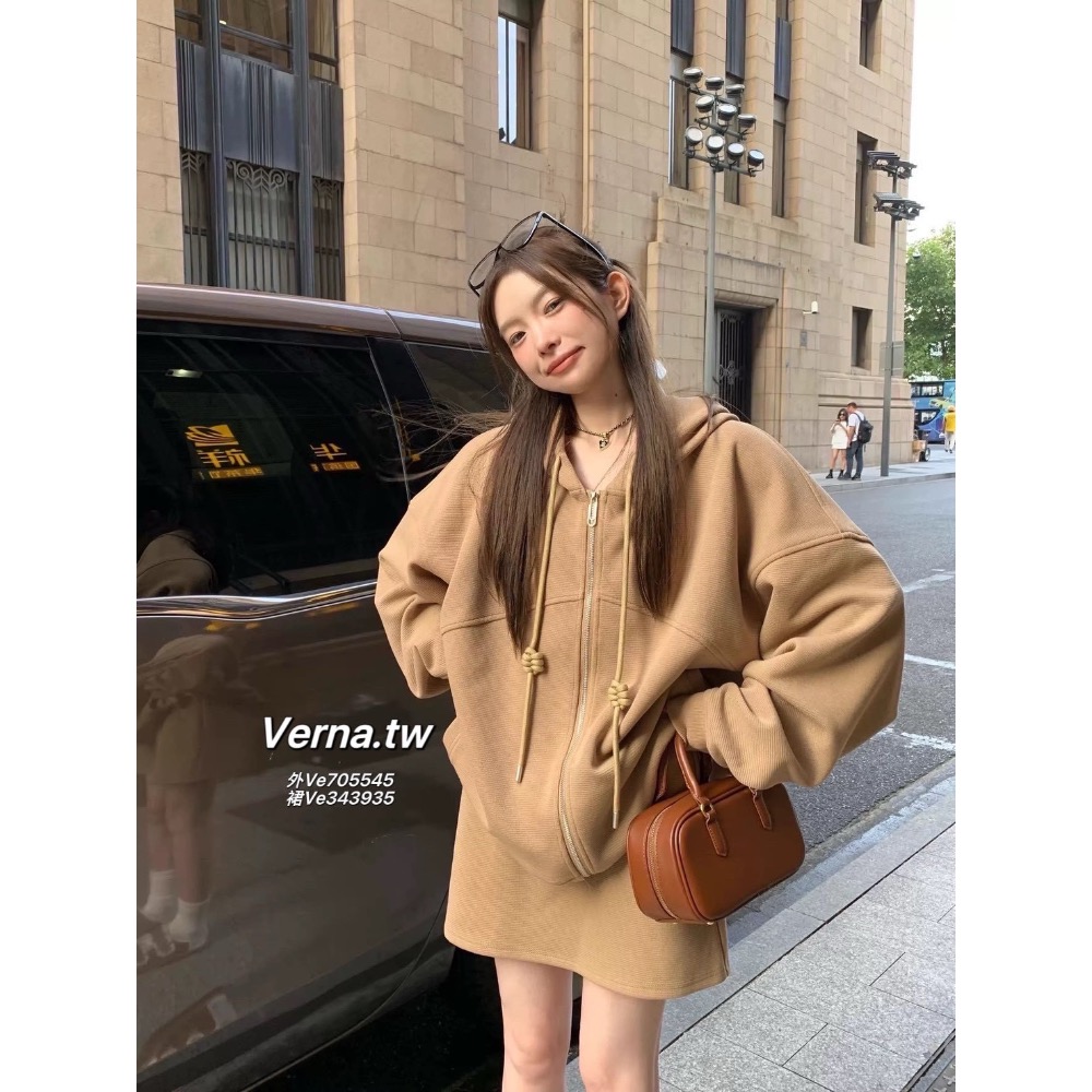 慵懶奶咖連帽外套x短裙套裝-細節圖7