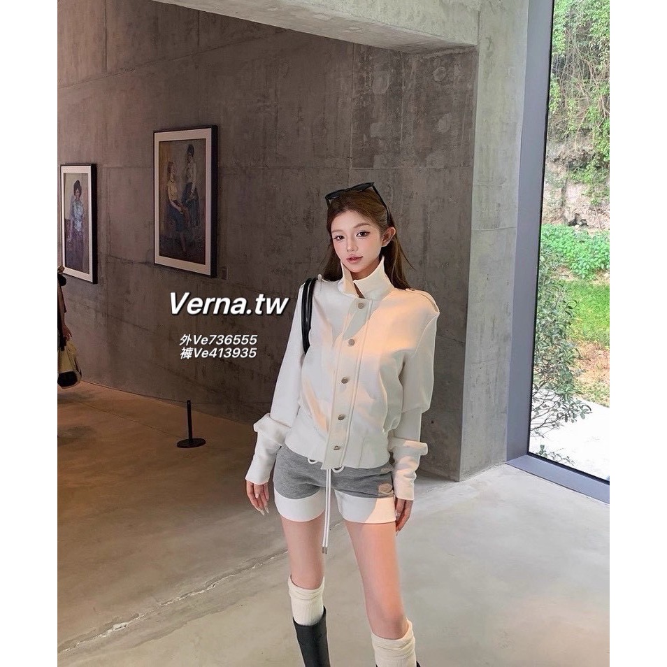 立領純白夾克外套x灰色短褲套裝-細節圖4