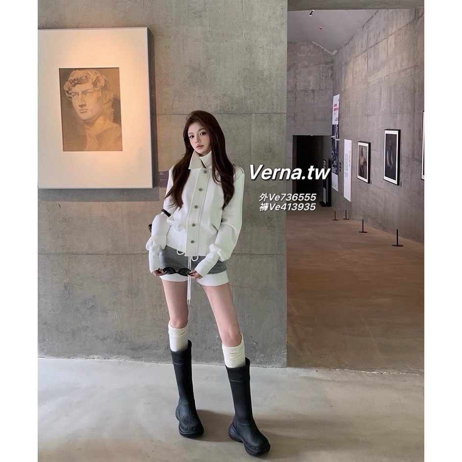 立領純白夾克外套x灰色短褲套裝-細節圖7