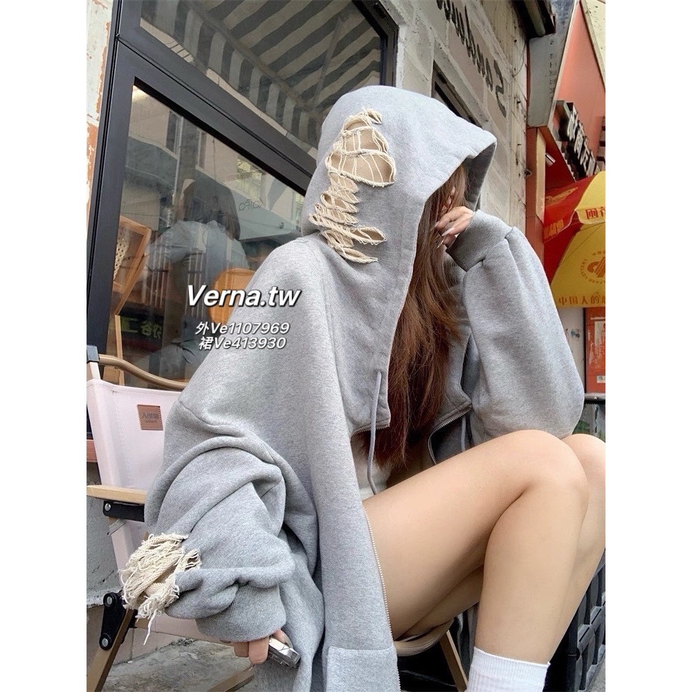 精緻高級穿搭套裝 花灰色鬆弛感復古破洞外套x短裙-細節圖6