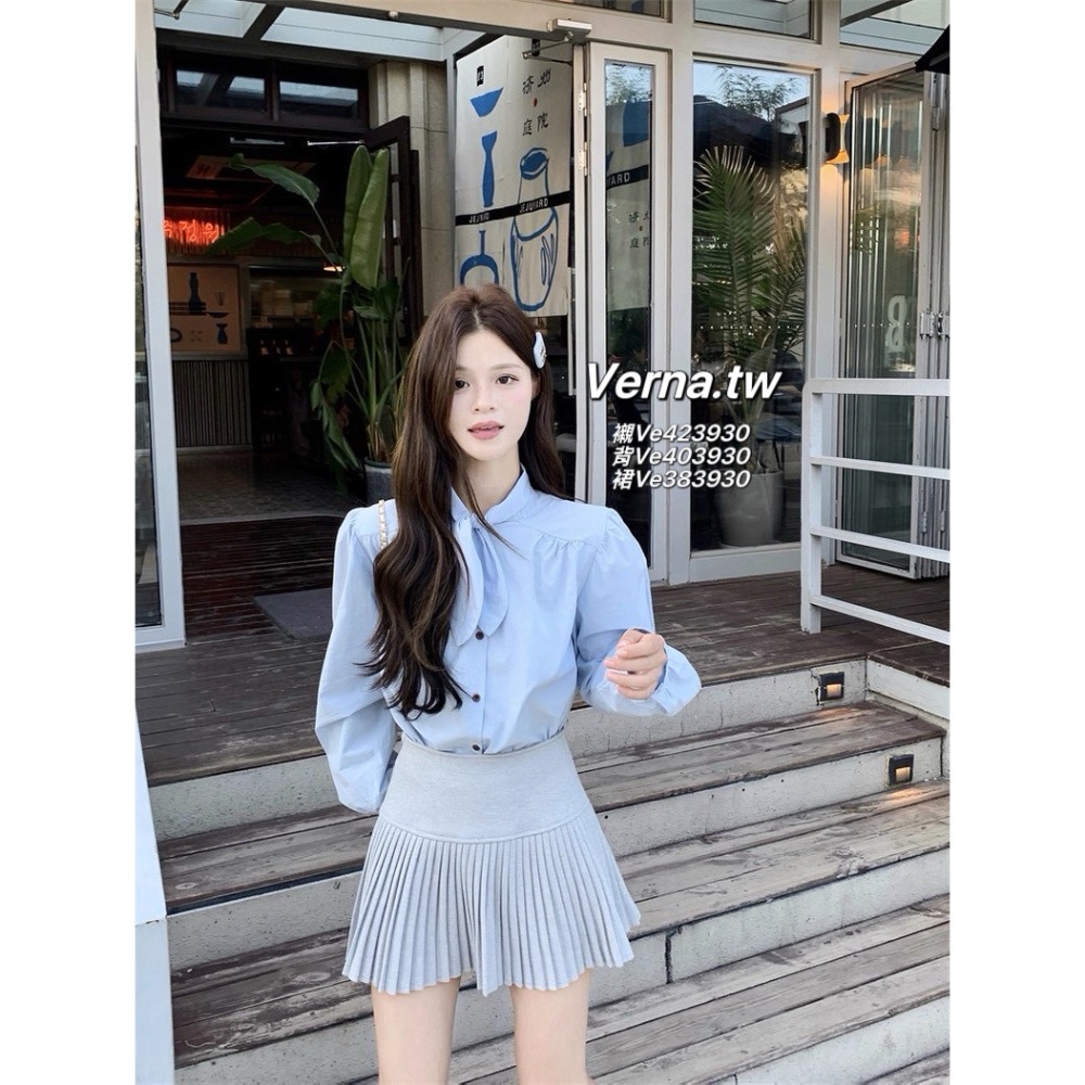 氣質學院風🏫 藍襯衫x藍花朵刺繡毛衣背心x 百褶裙-細節圖10