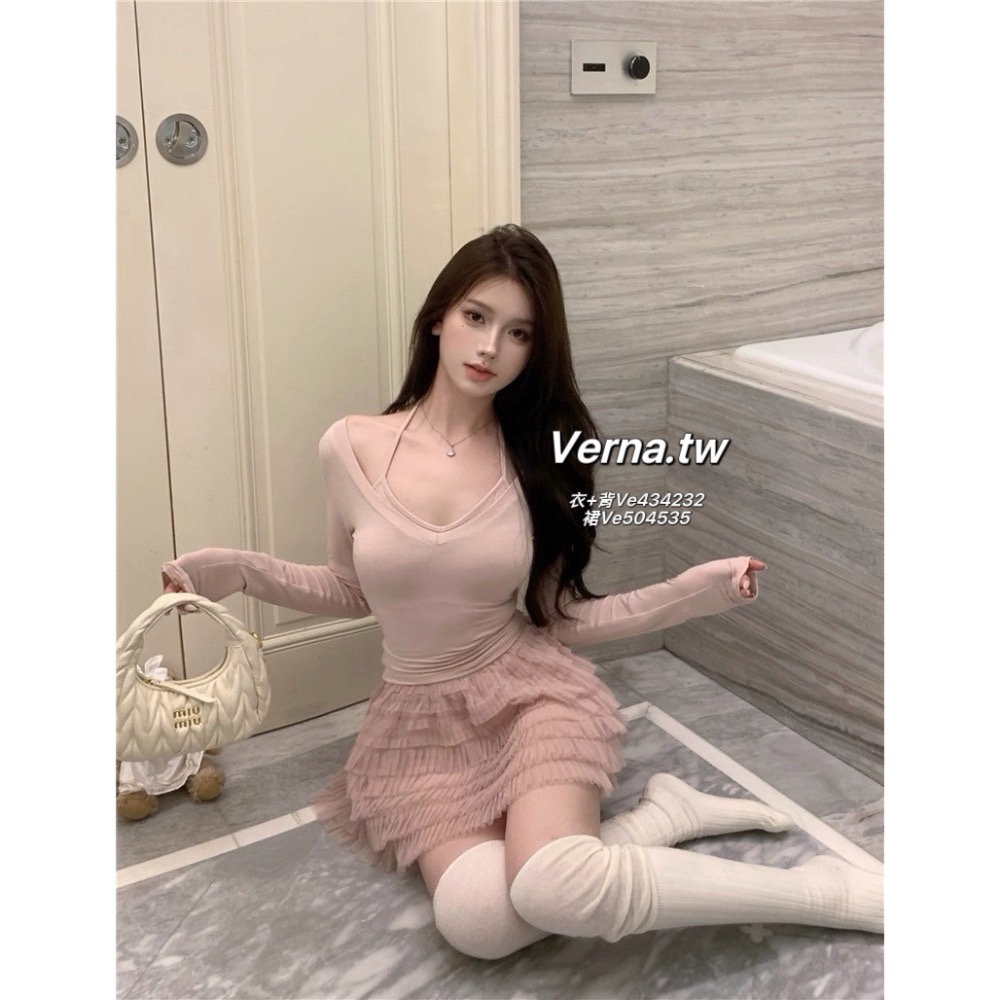 粉紅泡泡三件套🫧 掛脖背心x上衣x蛋糕裙-細節圖2