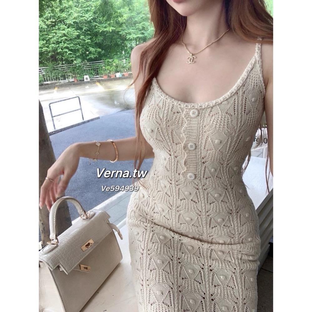 奶杏流光🍮 高級重工感鏤空針織連身長裙-細節圖5
