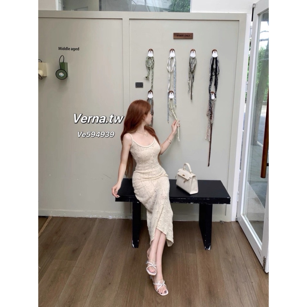 奶杏流光🍮 高級重工感鏤空針織連身長裙-細節圖8