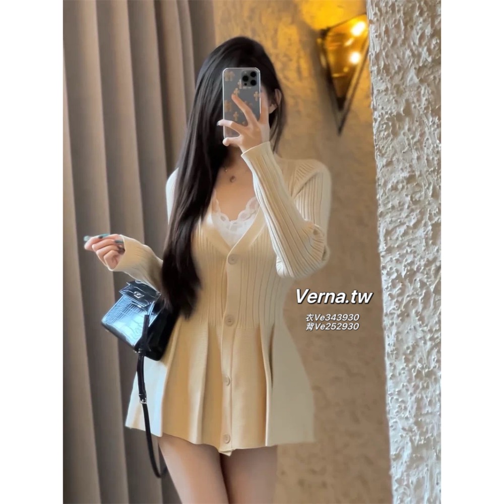 微甜戀語🌷 修身針織上衣x蕾絲內搭背心-細節圖4