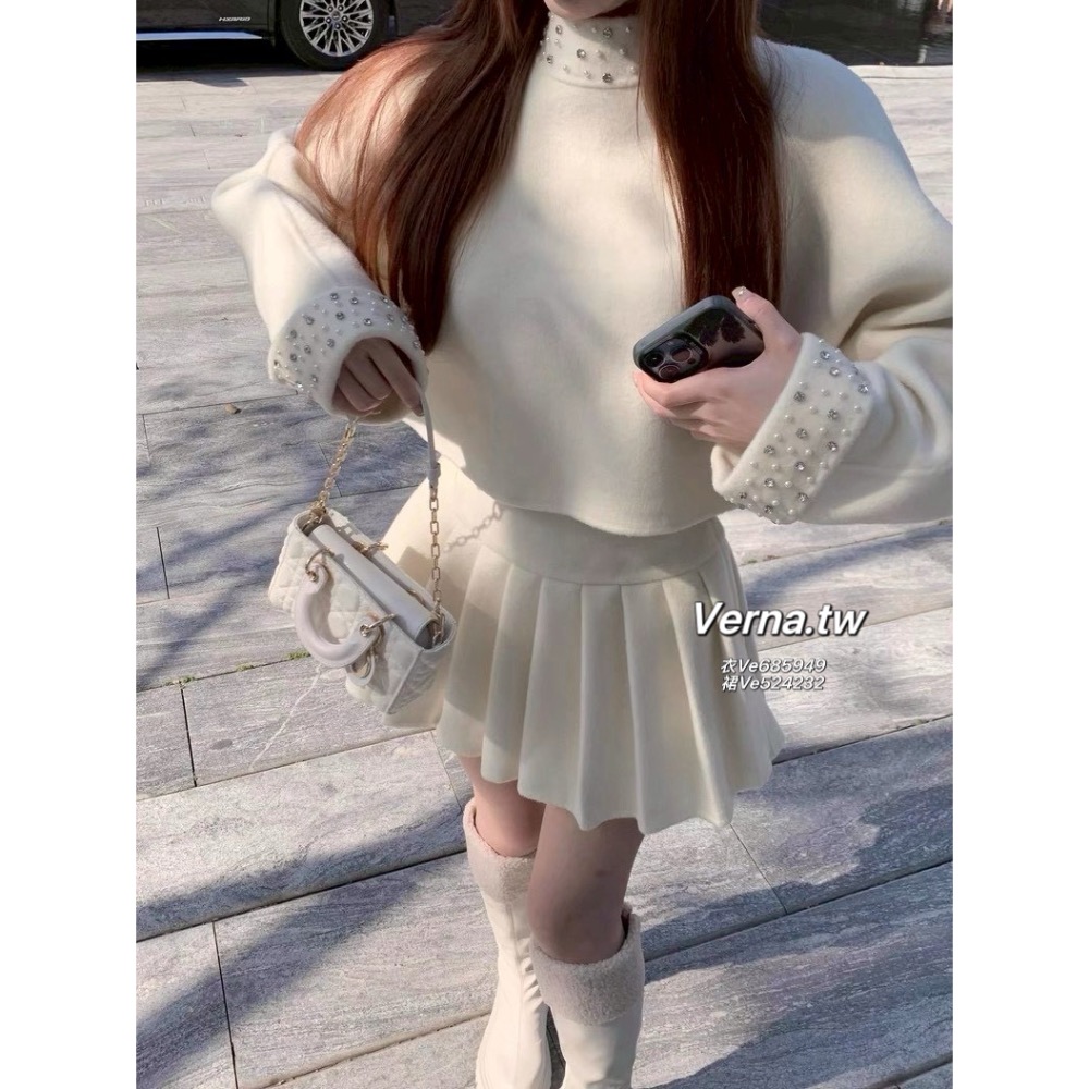 千金貴氣🤍珍珠釘鑽上衣x百褶裙套裝-細節圖6