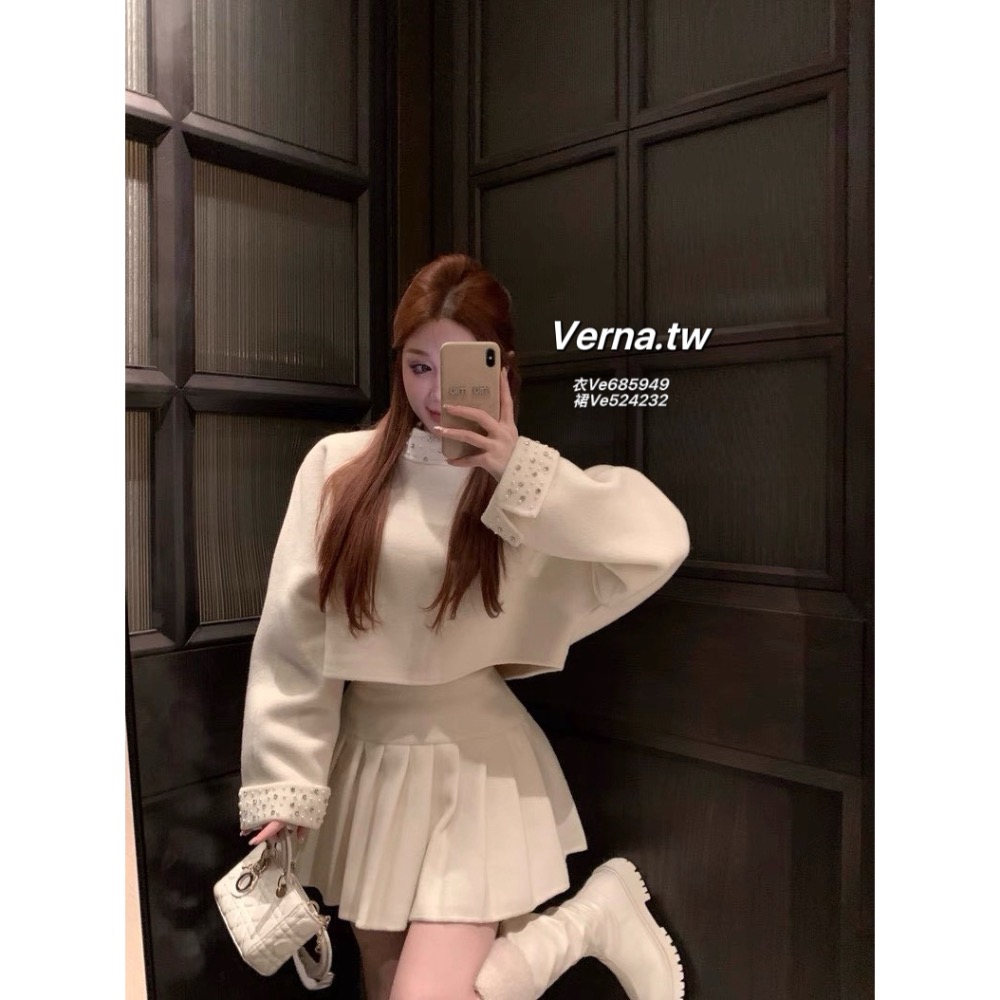 千金貴氣🤍珍珠釘鑽上衣x百褶裙套裝-細節圖9