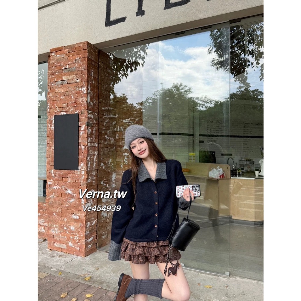 奶藍條紋🫐慵懶翻領針織上衣-細節圖7