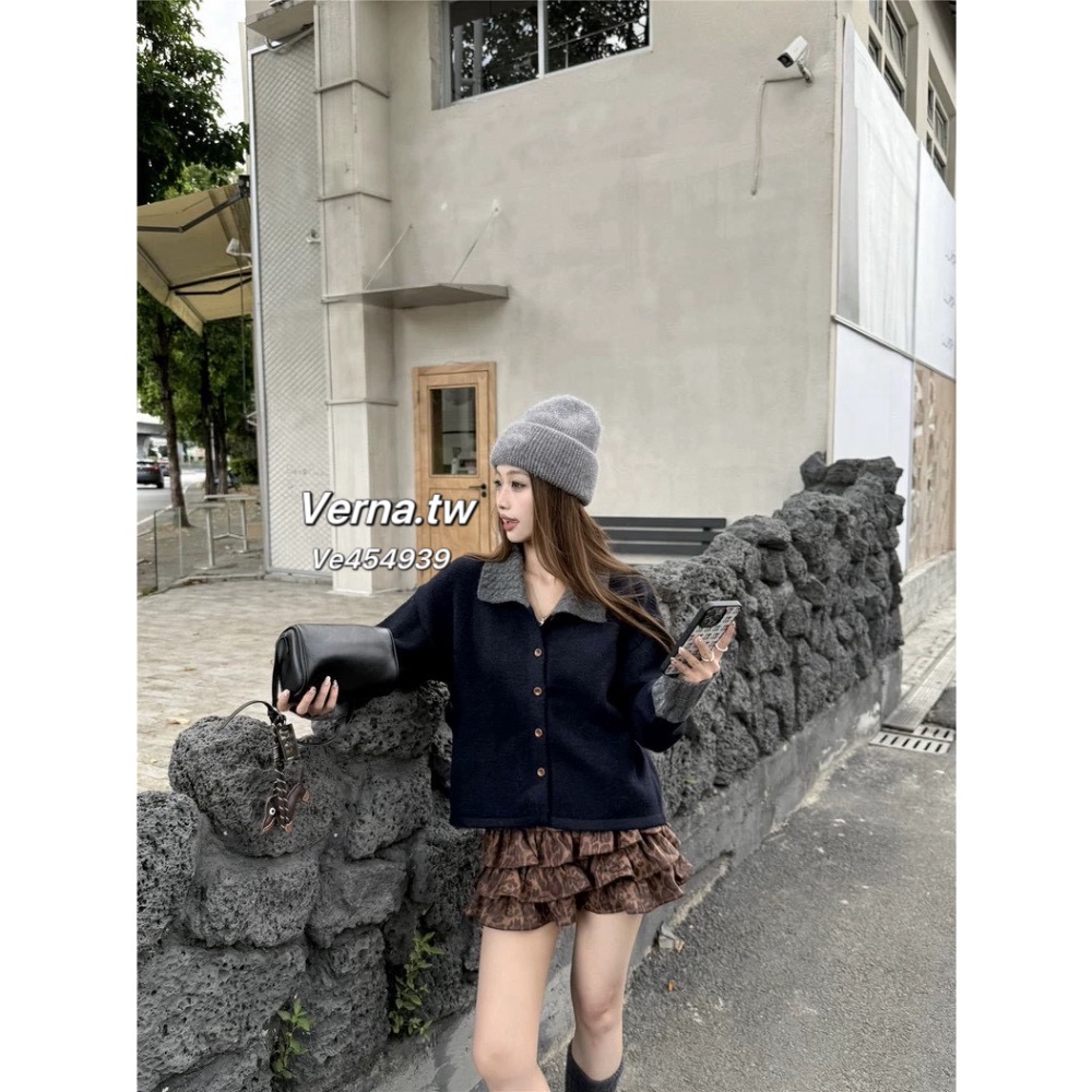 奶藍條紋🫐慵懶翻領針織上衣-細節圖9