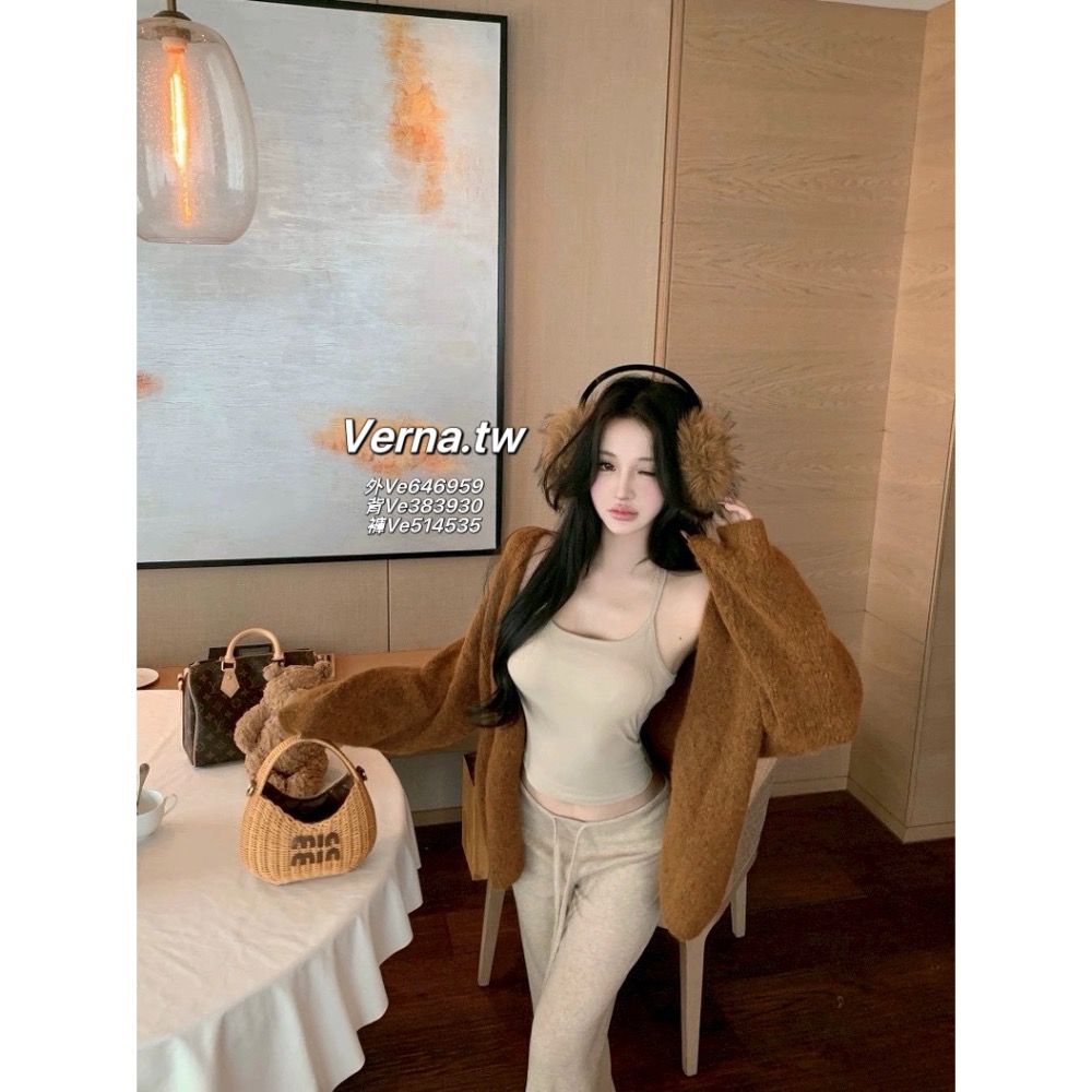 軟糯氣質☁️ 毛絨外套x背心x長褲三件套裝-細節圖4