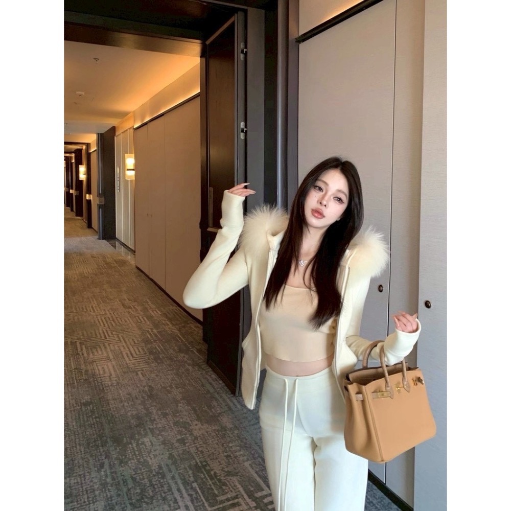 純慾天花板🤍精緻毛領拉鍊套裝-細節圖7