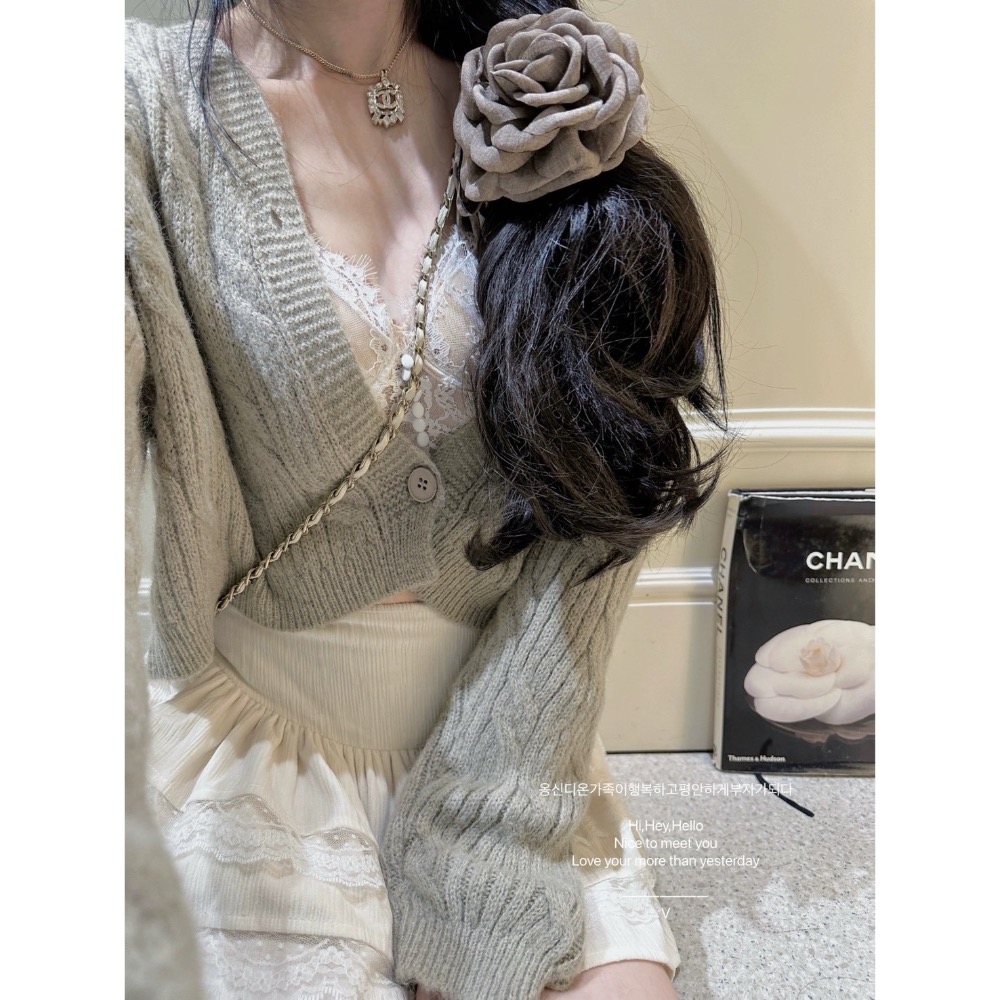 月下茶桂🩶 韓國馬海毛外套x蕾絲內搭x蛋糕短裙 三件套裝-細節圖4