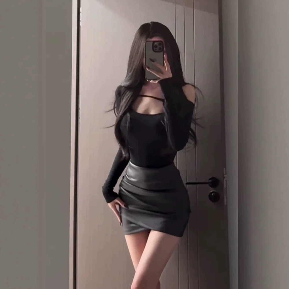 高冷撩人🖤露肩上衣x皮裙套裝-細節圖2