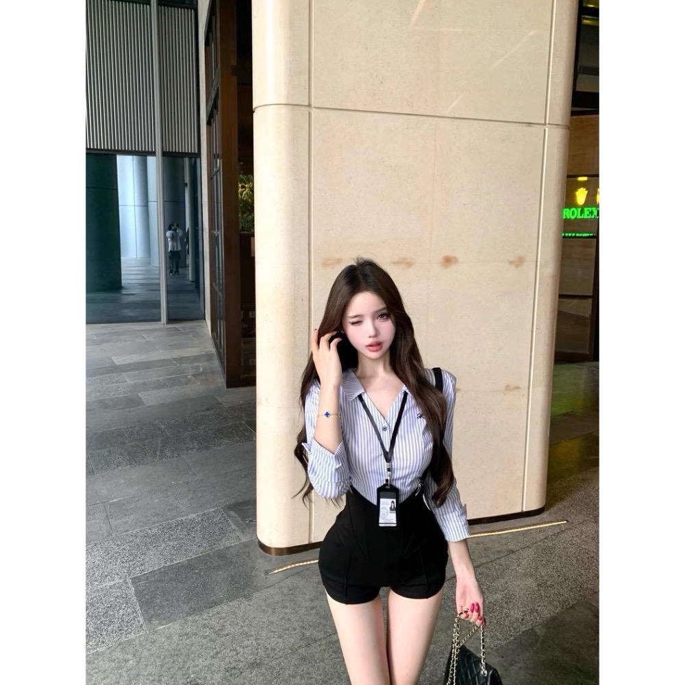 純欲天花板💙 學院風性感襯衫x背帶褲x吊牌三件套裝-細節圖4