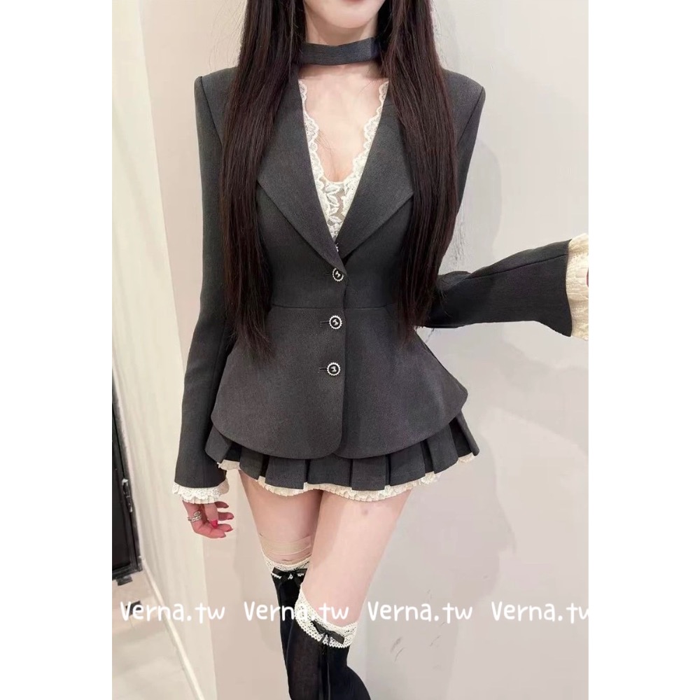 獨家爆款‘ 西裝蕾絲外套+短裙+飄帶-細節圖2